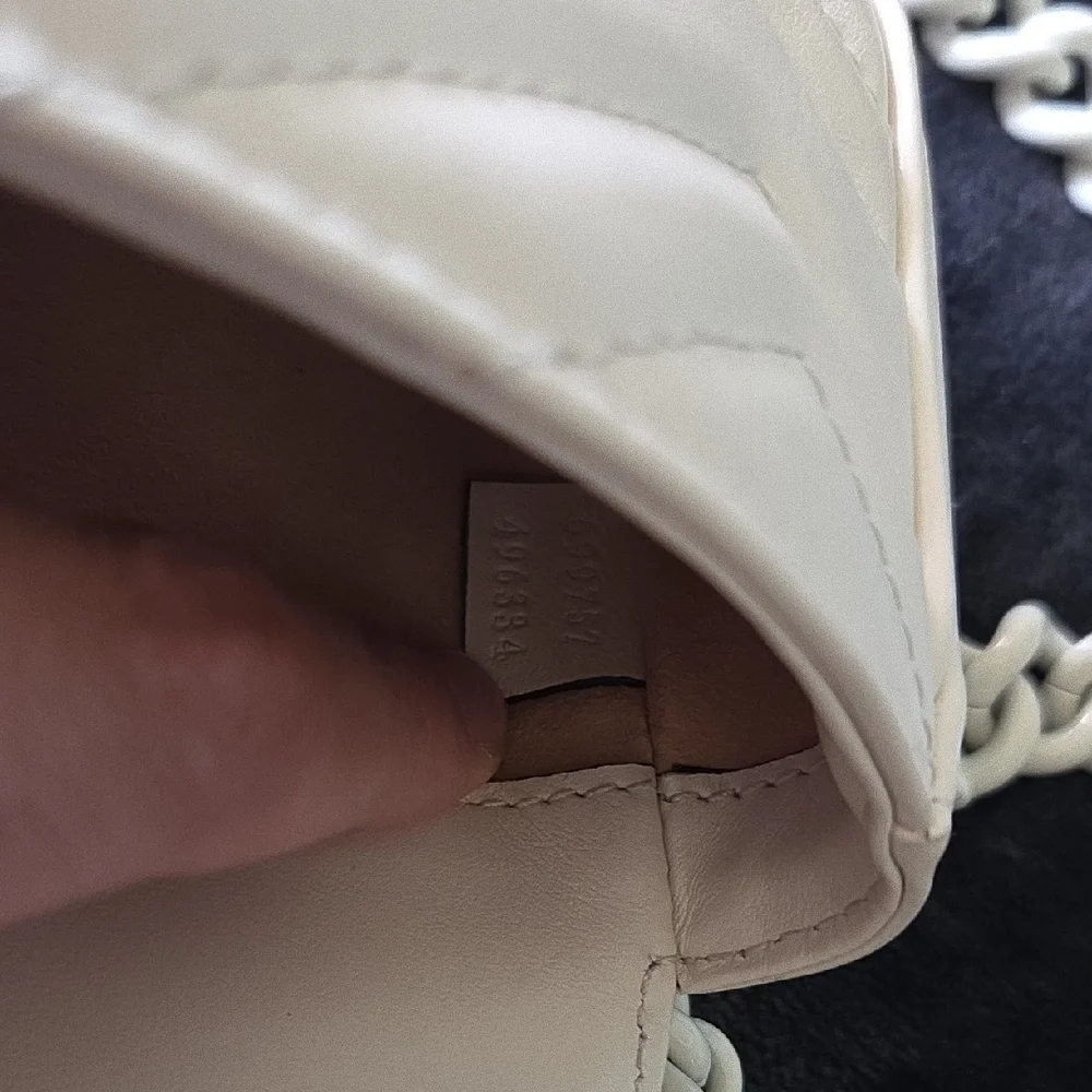 Gucci GG Marmont Flap Matelassé Quilted Marmont Super Mini Bag - Picture 8 of 8